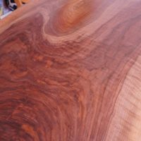 クラロウォルナットの杢目