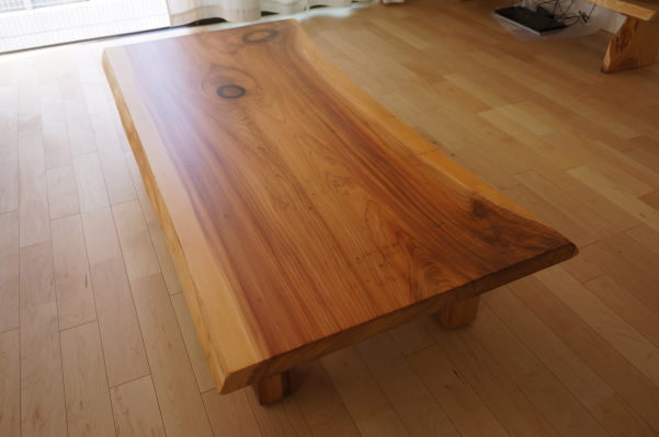 杉一枚板ローテーブル