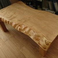 栃の木無垢一枚板