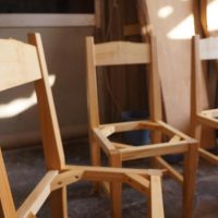 イチョウ無垢手づくり椅子