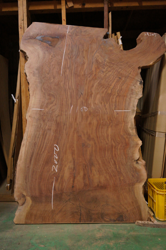 クラロウォルナット一枚板