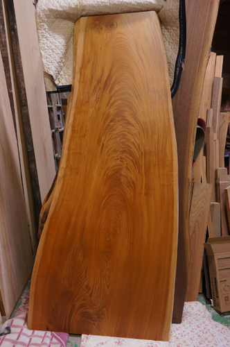 ケヤキ一枚板テーブル