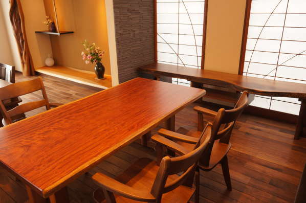 銘木の家具
