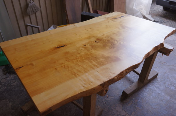 イチョウ一枚板