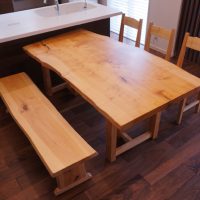 天然木一枚板ダイニングテーブル