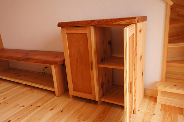 総無垢キャビネット