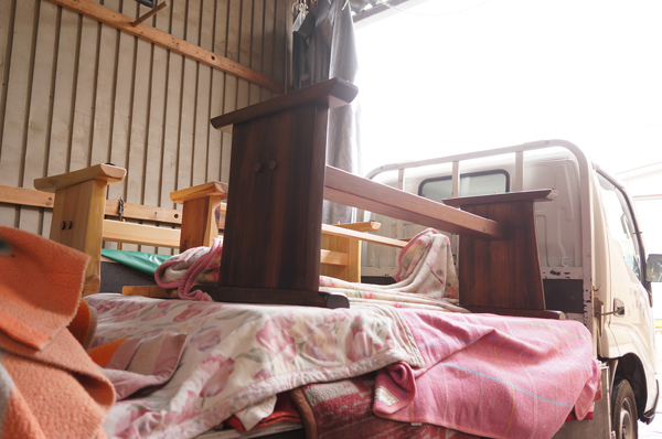 無垢テーブルの脚