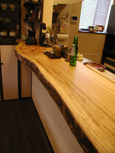 クスノキ天然木一枚板キッチンカウンター