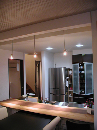 木の一枚板キッチンカウンター