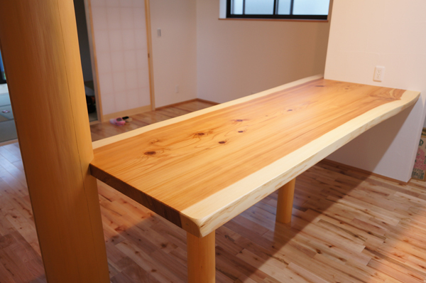 天然木一枚板カウンター