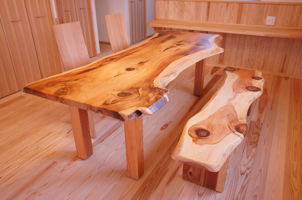 杉天然木一枚板ダイニングテーブル