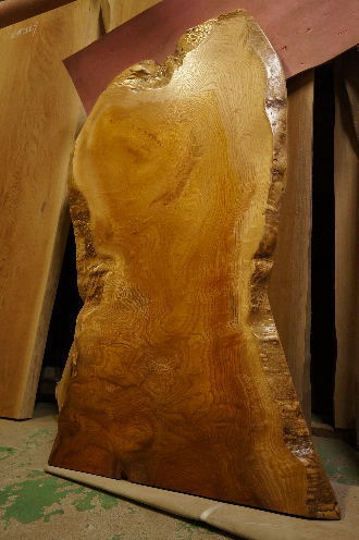 ケヤキ一枚板玉杢天板