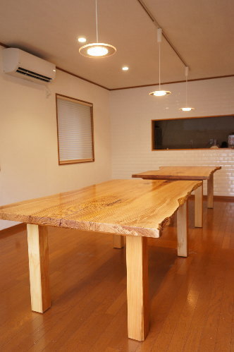天然木一枚板テーブル
