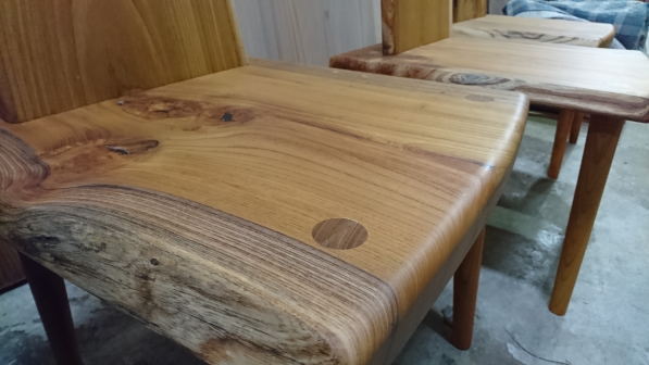 ケヤキ一枚板椅子