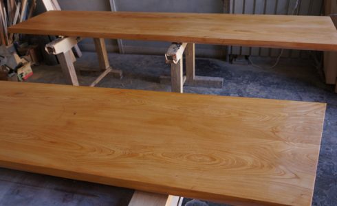 ケヤキ天然木カウンター