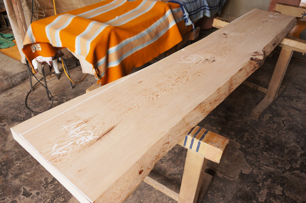 一枚板カウンター