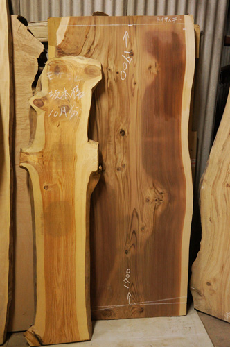 天然杉一枚板