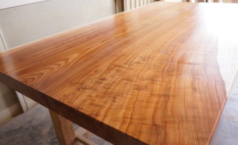 天然杉一枚板テーブル