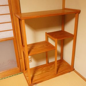 木の棚板違い棚