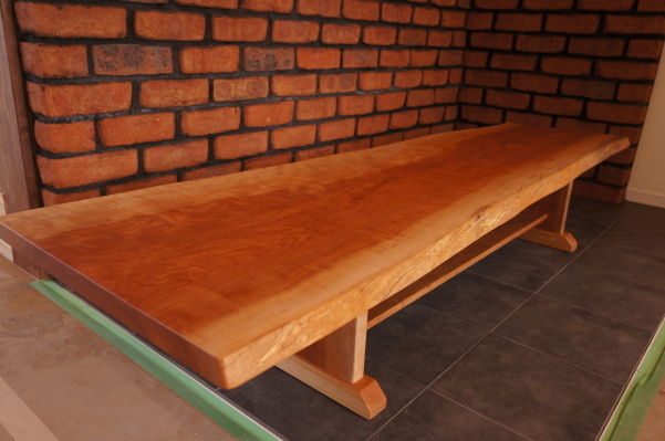 桜一枚板テレビ台