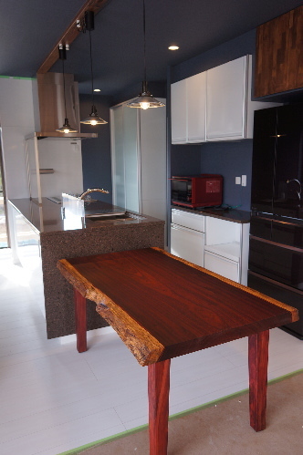 紫檀天然木一枚板テーブル