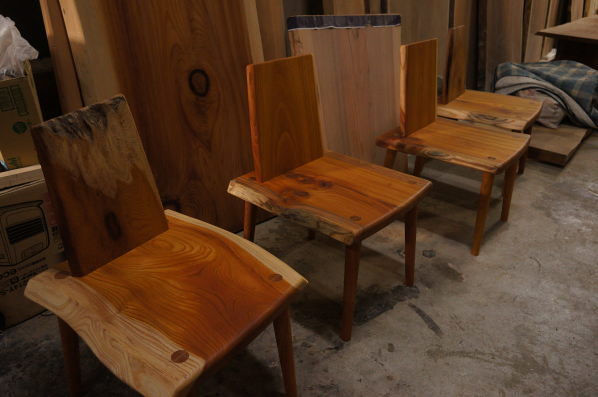 ケヤキ天然木イス
