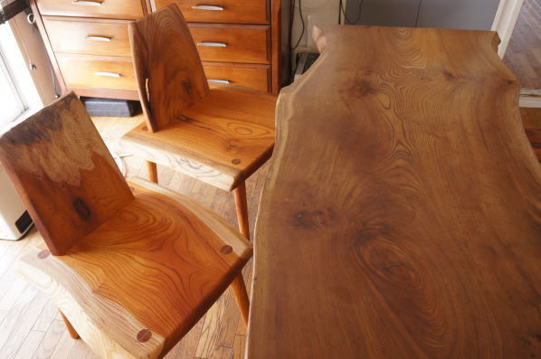 ケヤキ無垢一枚板イス