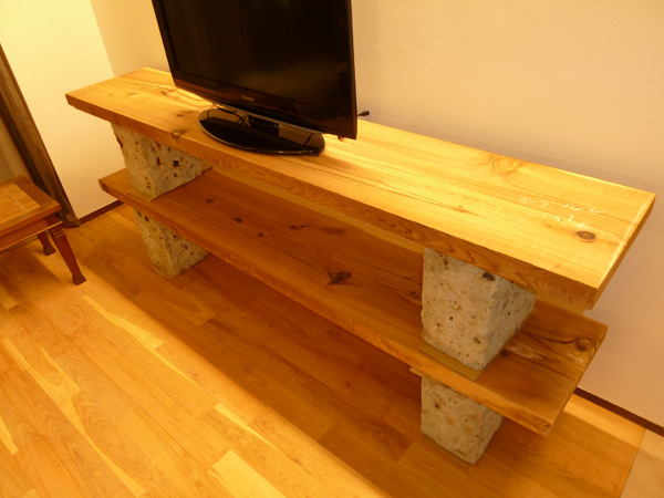 杉一枚板テレビ台
