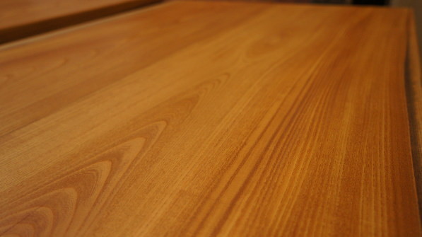 ケヤキ無垢天然木