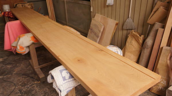 ケヤキ一枚板カウンター