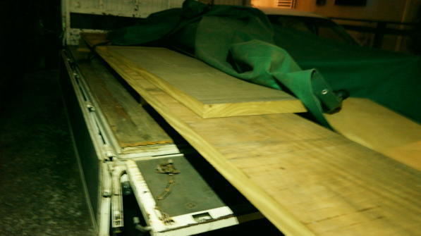 アサメラ一枚板カウンター