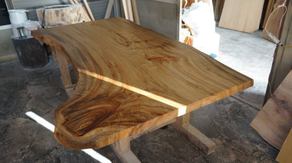 アサメラ一枚板