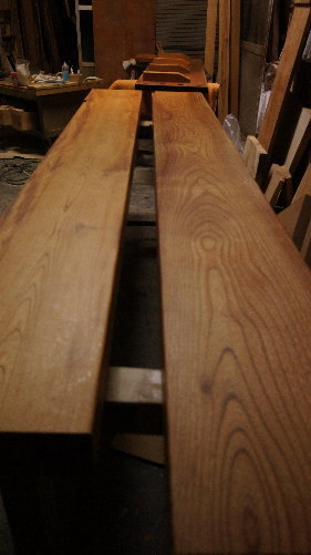 ケヤキ無垢カウンター