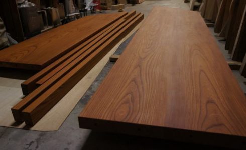 ケヤキ無垢カウンター