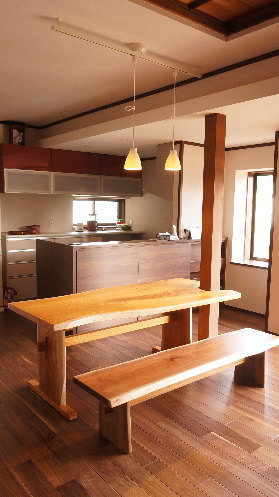 千葉市ケヤキ一枚板ダイニングテーブル