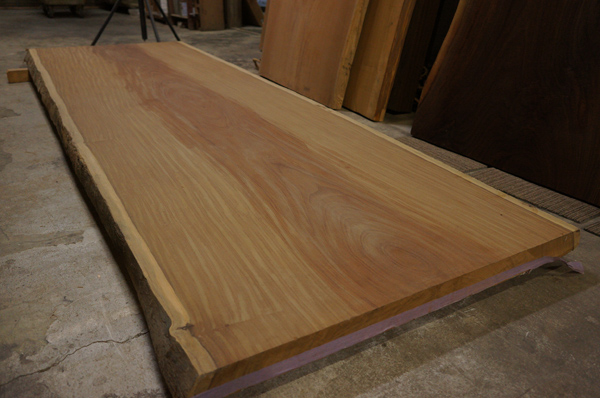 アサメラ一枚板