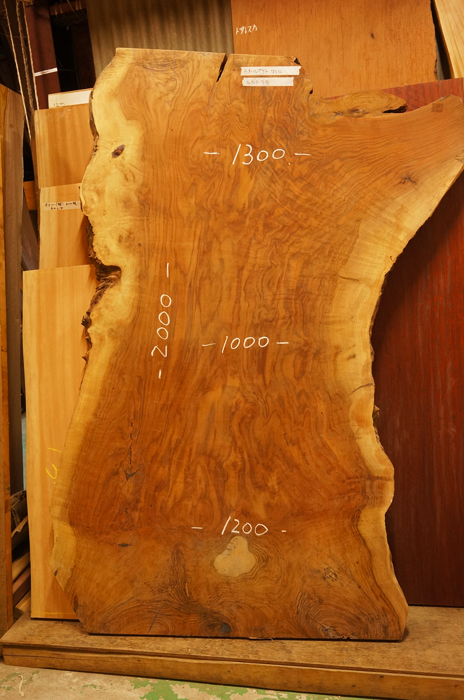 クラロウォルナット一枚板