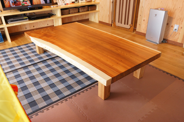 杉一枚板ローテーブル