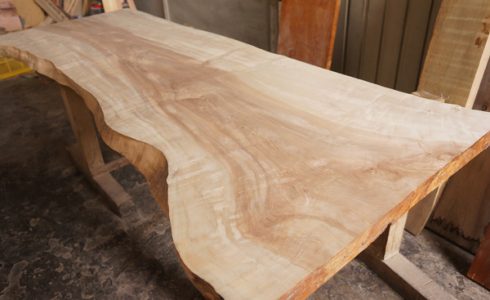 栃一枚板ダイニングテーブル