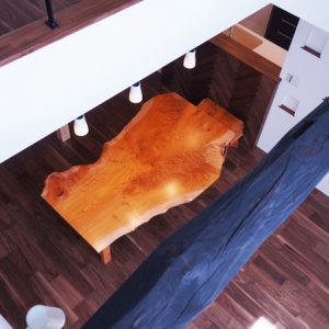 ケヤキ一枚板ダイニングテーブル