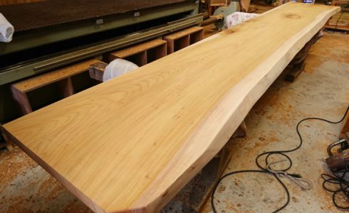 ケヤキ一枚板カウンター