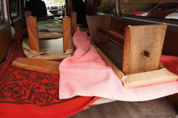 一枚板の家具たくさん