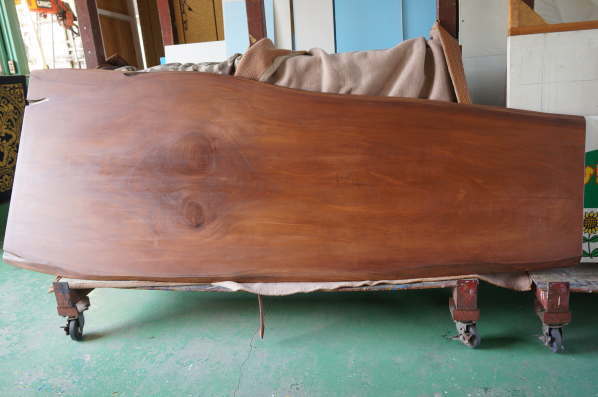 木の一枚板看板