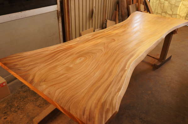 ケヤキ一枚板テーブル