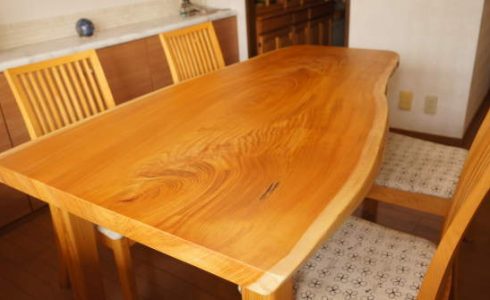 ケヤキ一枚板テーブル