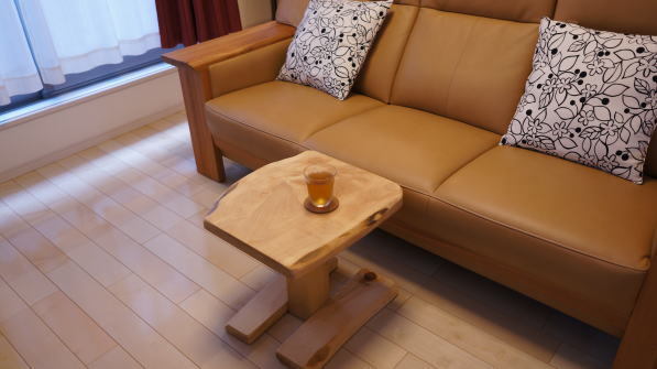 ソファーサイドテーブル