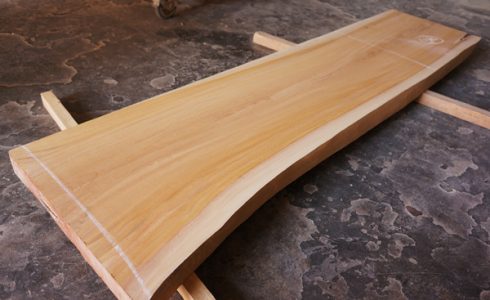 ケヤキ一枚板カウンター