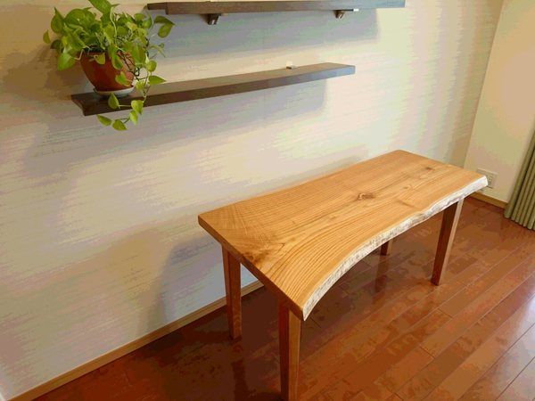 ケンポナシ一枚板デスク