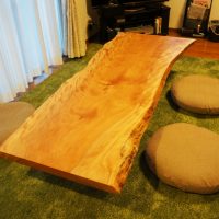 樺桜一枚板ローテーブル