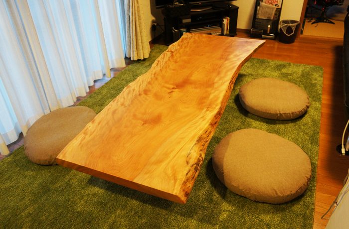 樺桜一枚板ローテーブル